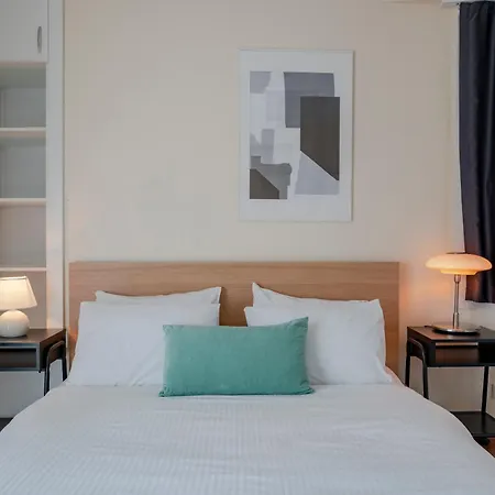 Spacious 1 Bedroom Bospohurs View With 2 Beds Appartamento