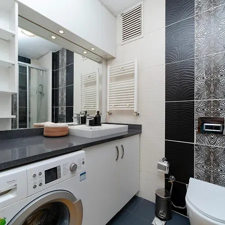 Appartamento Spacious 1 Bedroom Bospohurs View With 2 Beds Provincia di Istanbul