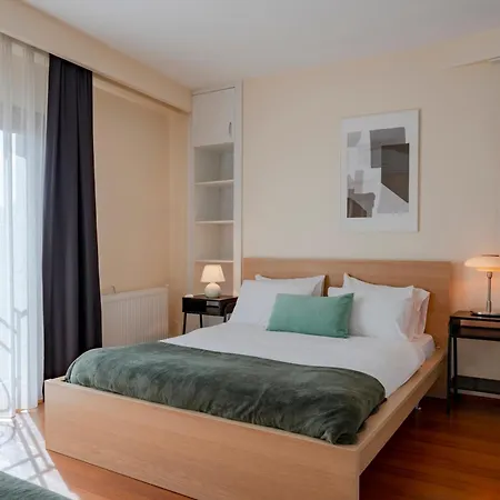 Spacious 1 Bedroom Bospohurs View With 2 Beds Appartamento *